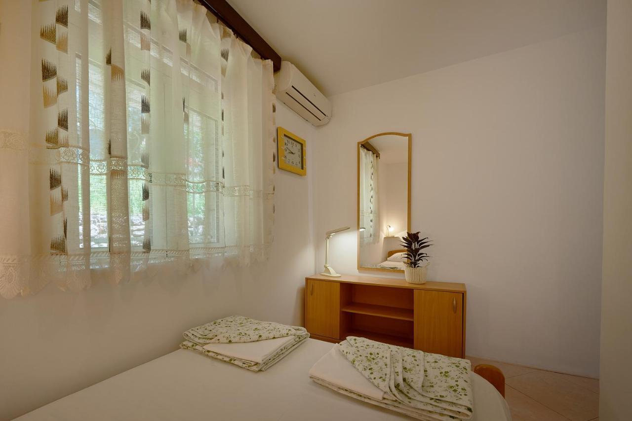 Apartmani Kuca U Maslinama سفيتي ستيفان المظهر الخارجي الصورة