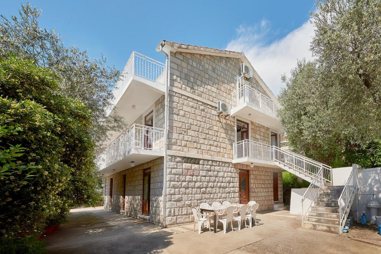 Apartmani Kuca U Maslinama سفيتي ستيفان المظهر الخارجي الصورة