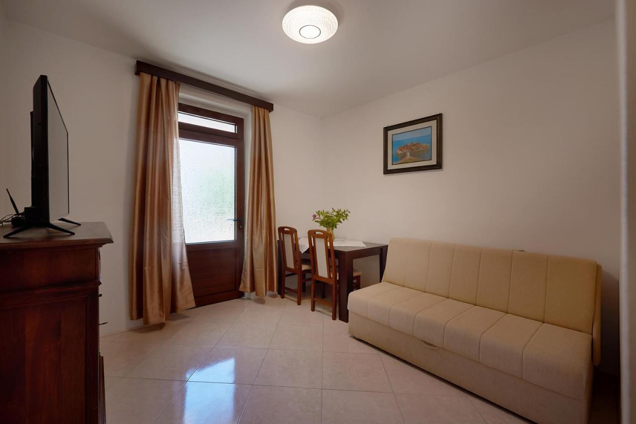 Apartmani Kuca U Maslinama سفيتي ستيفان المظهر الخارجي الصورة