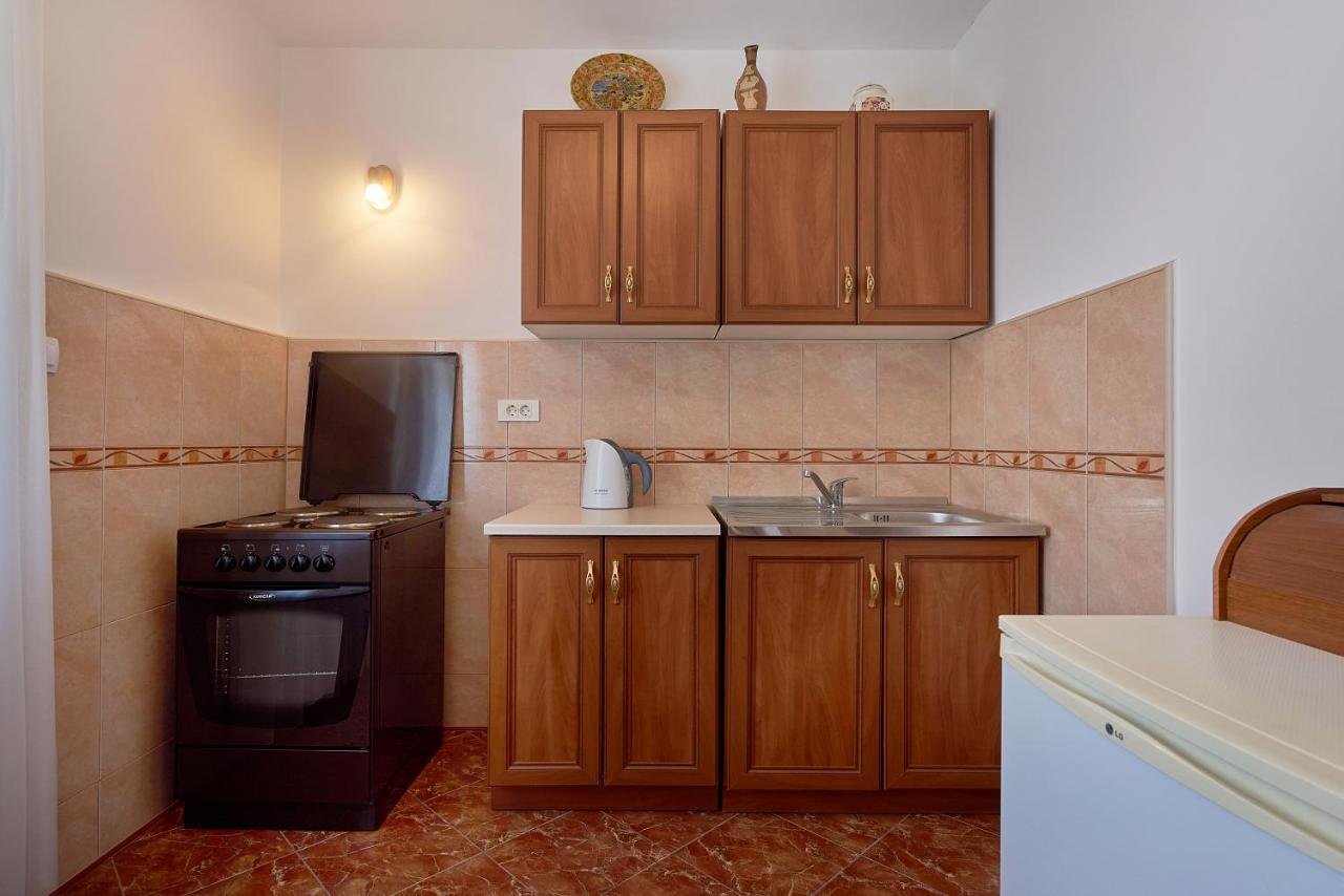 Apartmani Kuca U Maslinama سفيتي ستيفان المظهر الخارجي الصورة